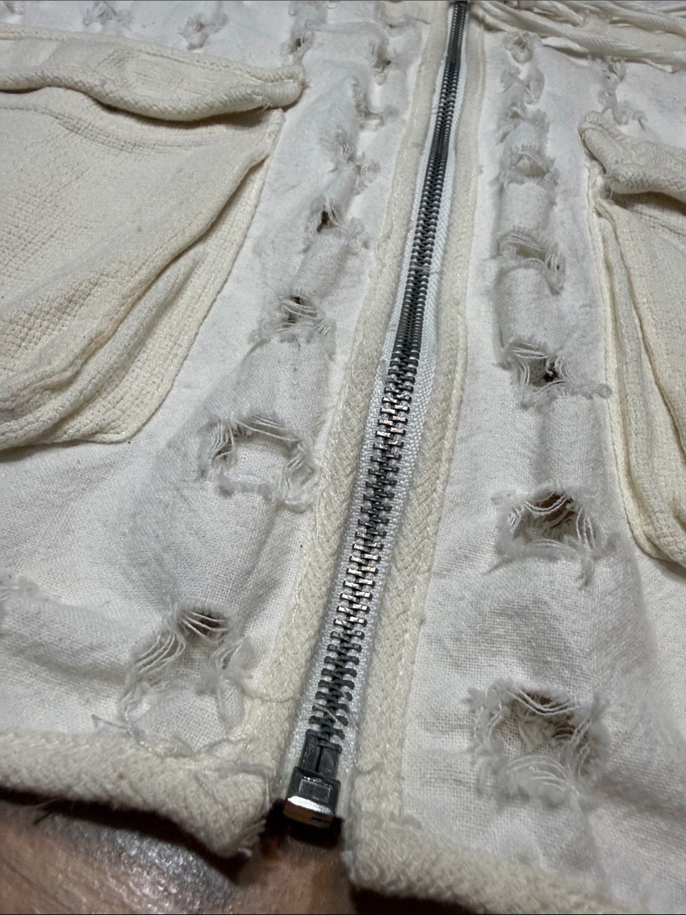 Eiffel Designs Distressed Linen Blend Utility Vest - Picture 7 of 9